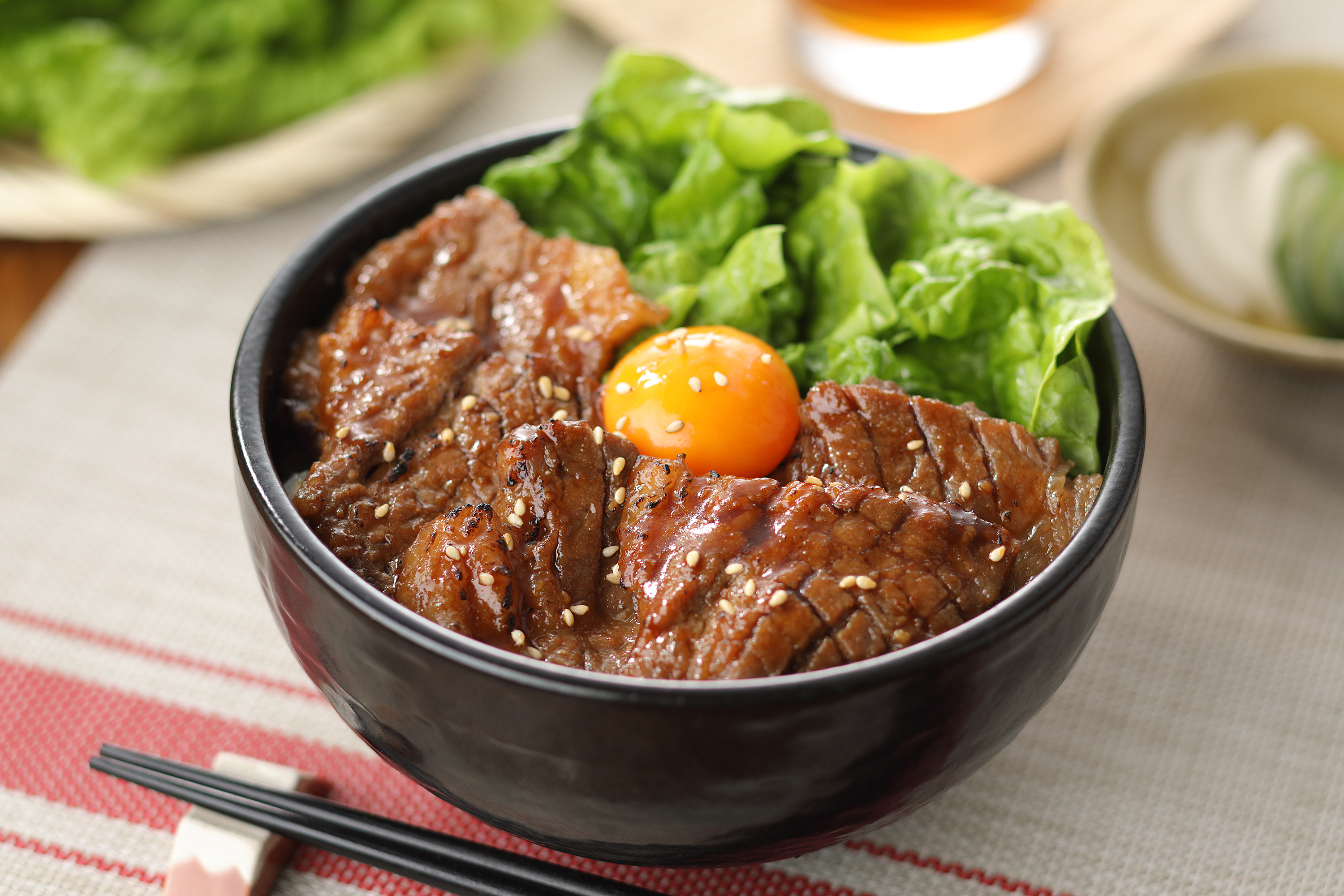 牛カルビ焼肉丼