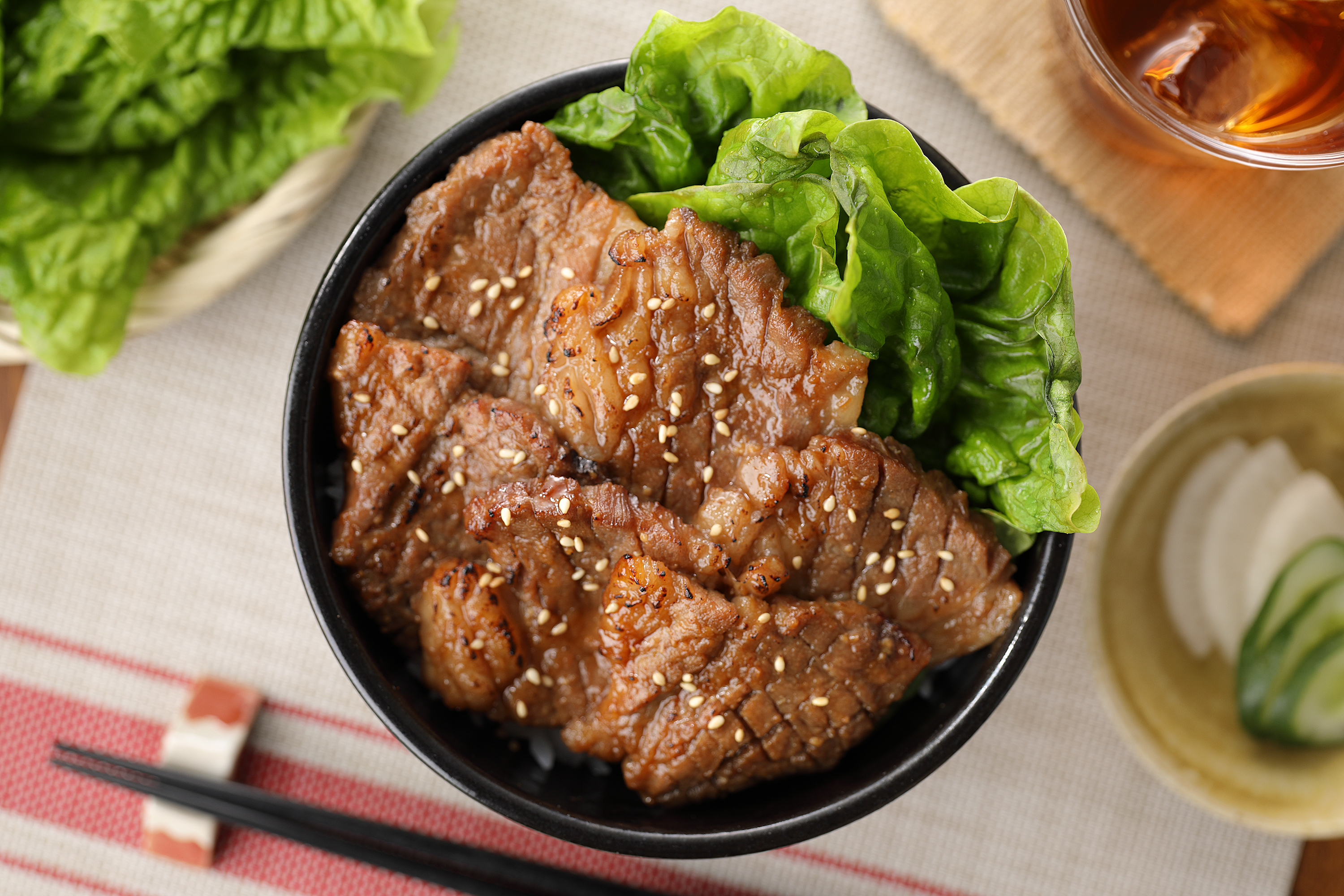 牛カルビ焼肉丼
